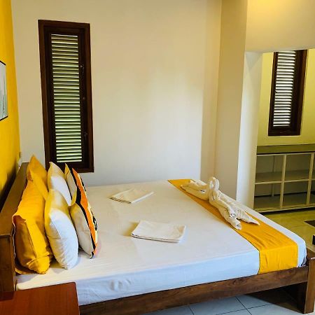 Sam'S Guest House Unawatuna Exterior photo