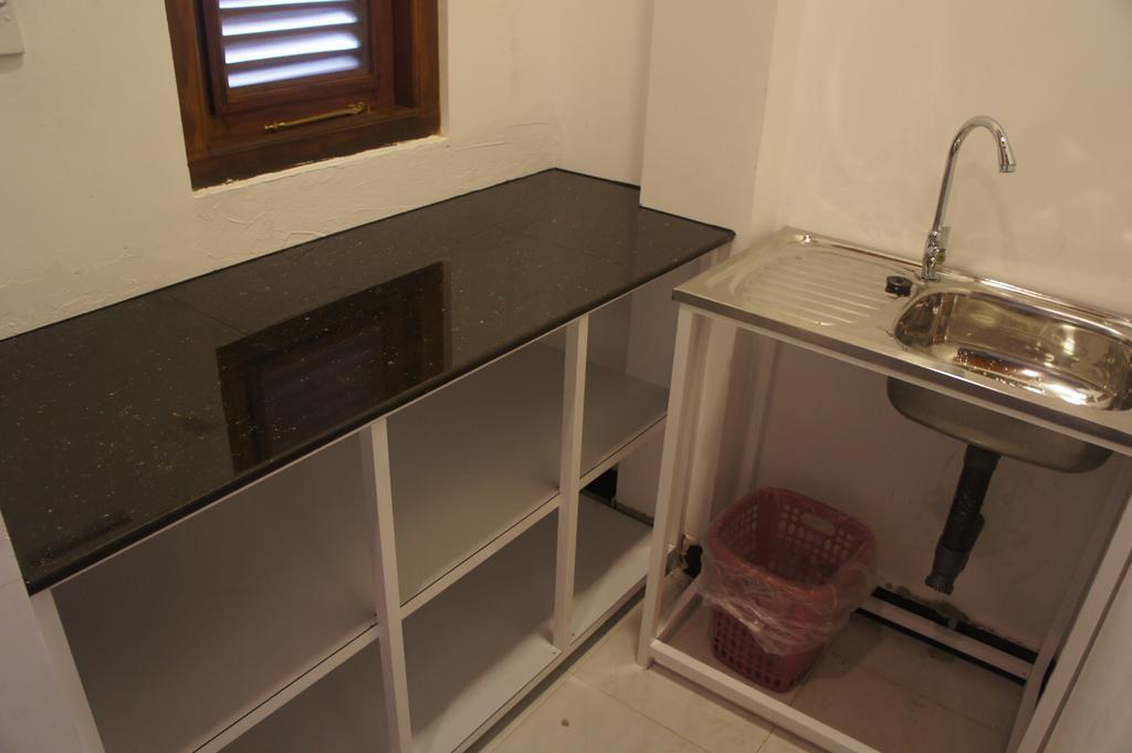 Sam'S Guest House Unawatuna Room photo