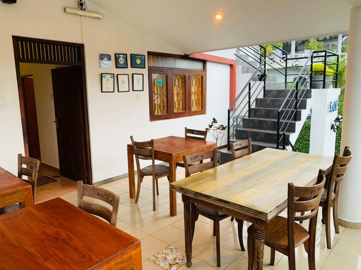 Sam'S Guest House Unawatuna Exterior photo