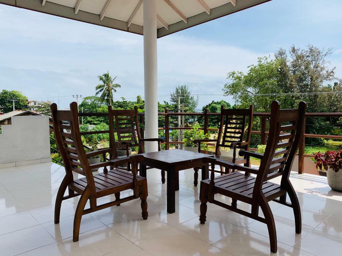 Sam'S Guest House Unawatuna Exterior photo