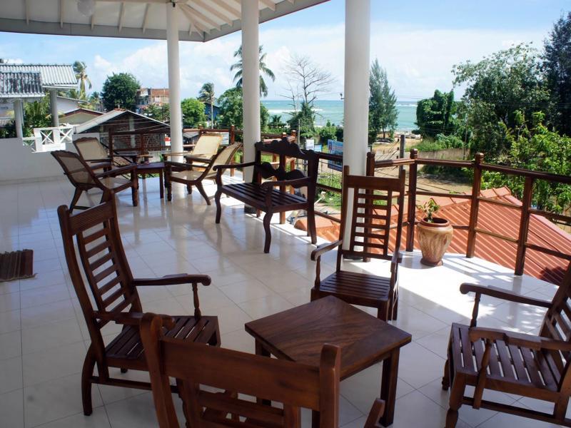 Sam'S Guest House Unawatuna Exterior photo